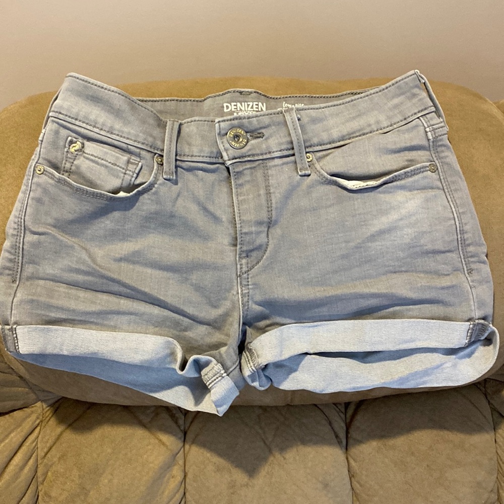 Levi shorts
